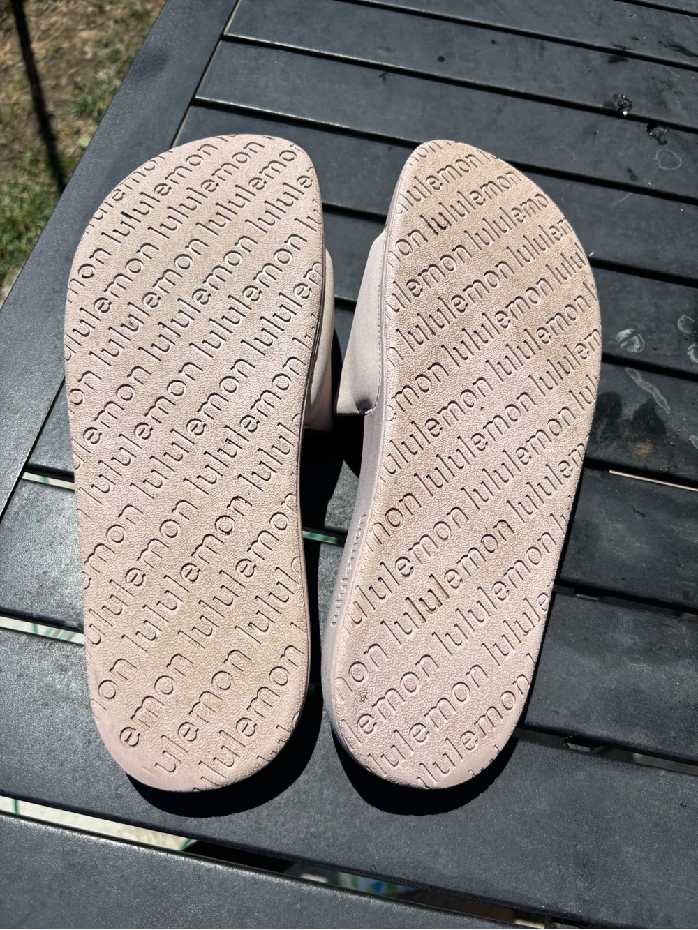 lululemon athletica Blush Slide Sandals - Padded Wide Strap - Picture 4 of 8